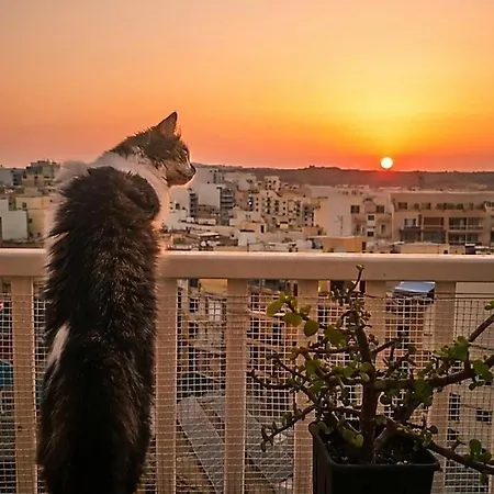 Sole Di Malta Panoramic View Penthouse Δωμάτια σε οικογενειακή κατοικία