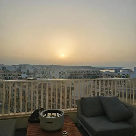 Sole Di Malta Panoramic View Penthouse Quarto em Acomodações Particulares